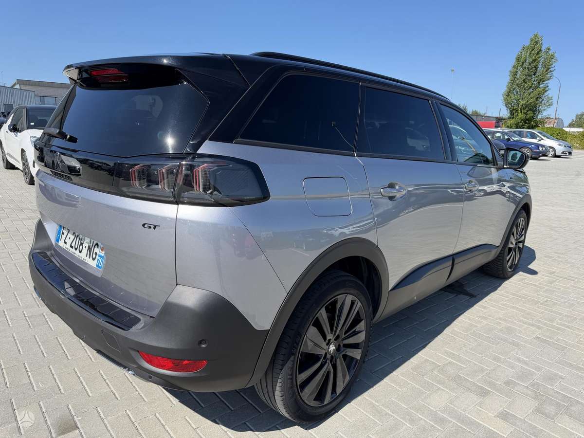 Peugeot 5008 - 5