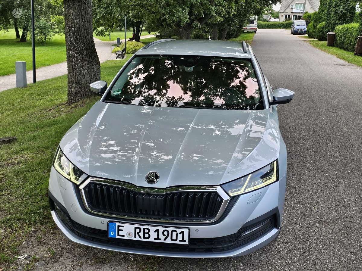 Škoda Octavia - 2