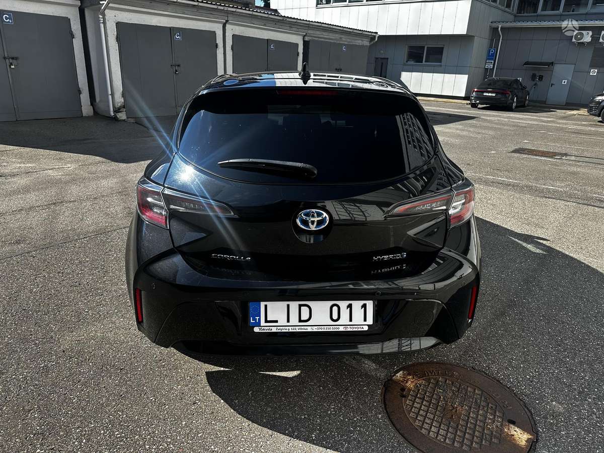 Toyota Corolla - 5