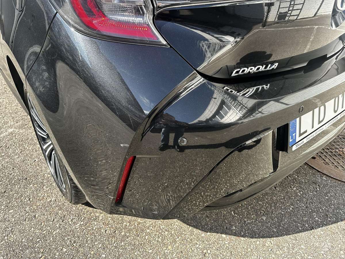 Toyota Corolla - 7