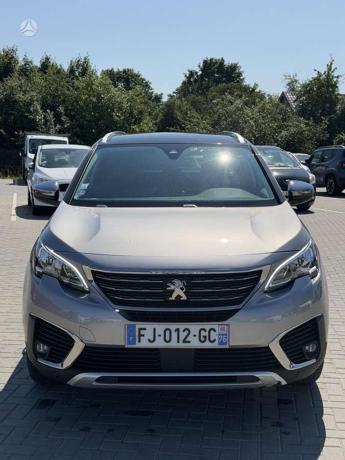 Peugeot 5008 - 3