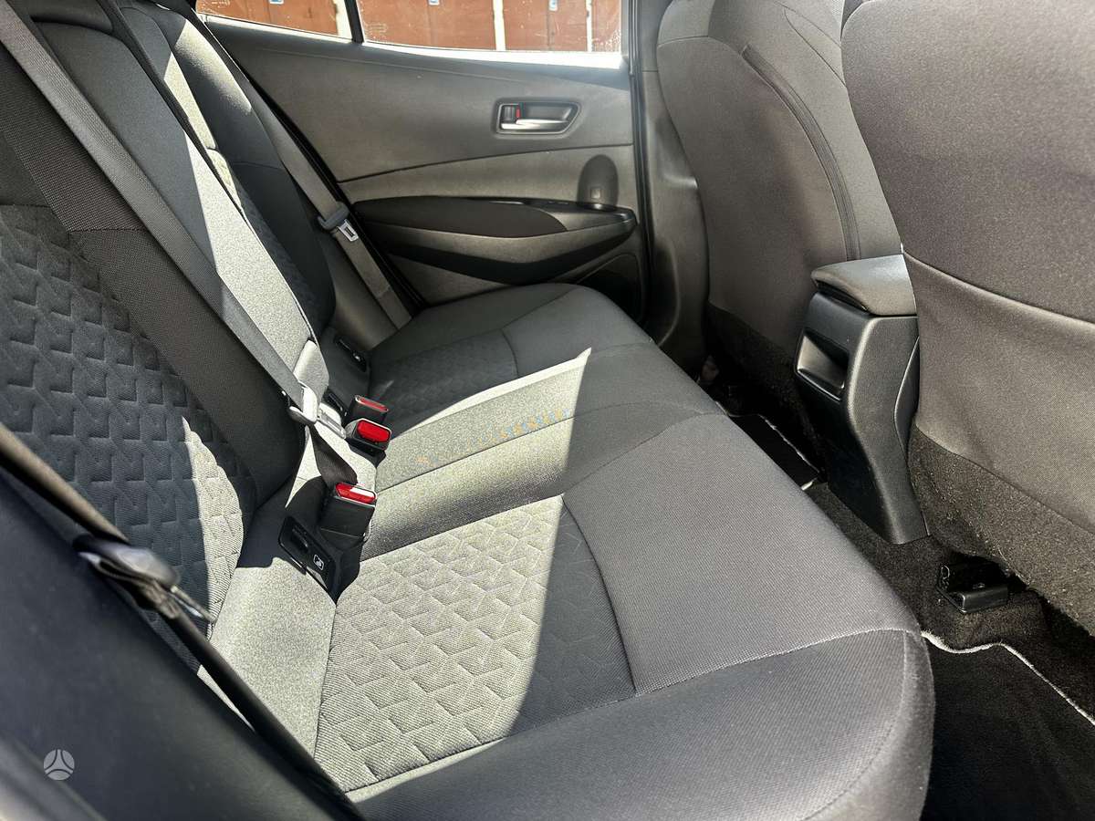 Toyota Corolla - 9