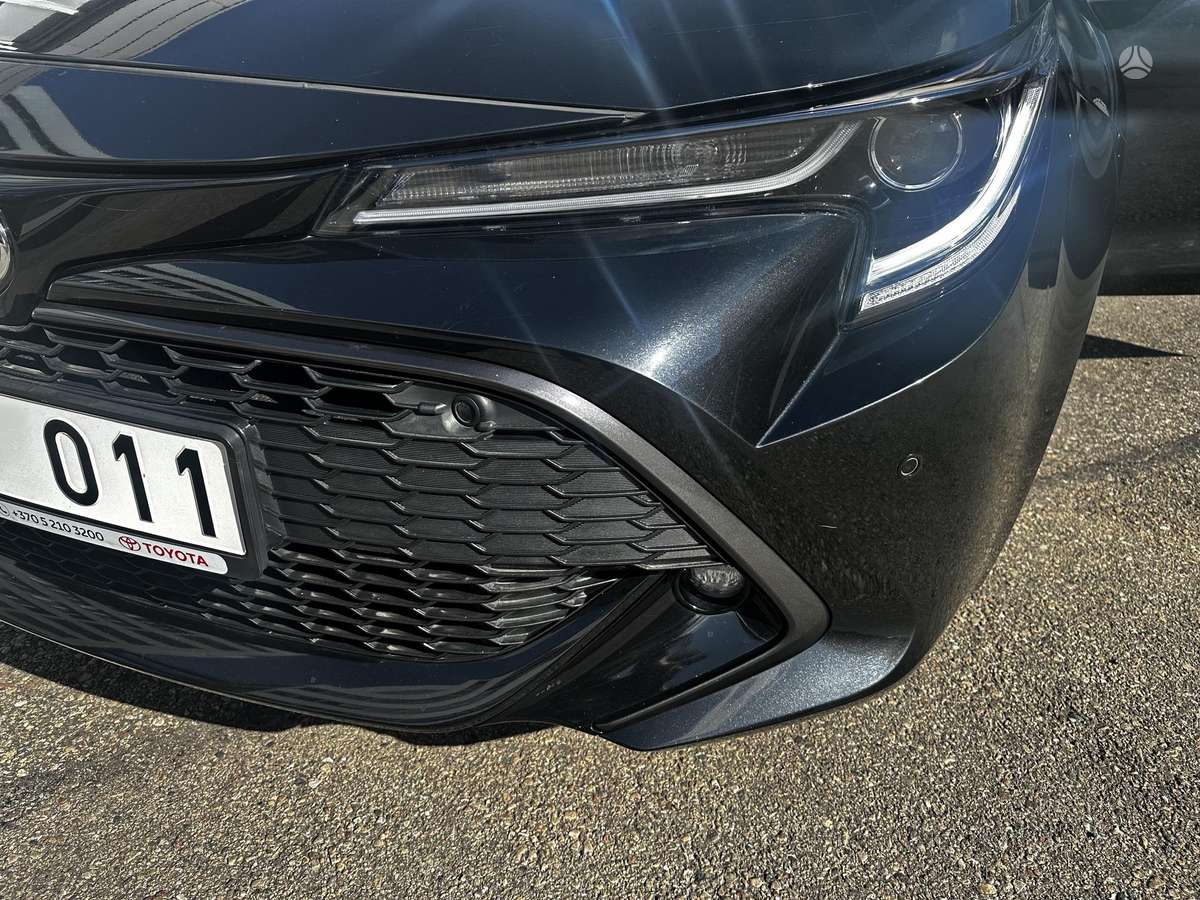 Toyota Corolla - 12
