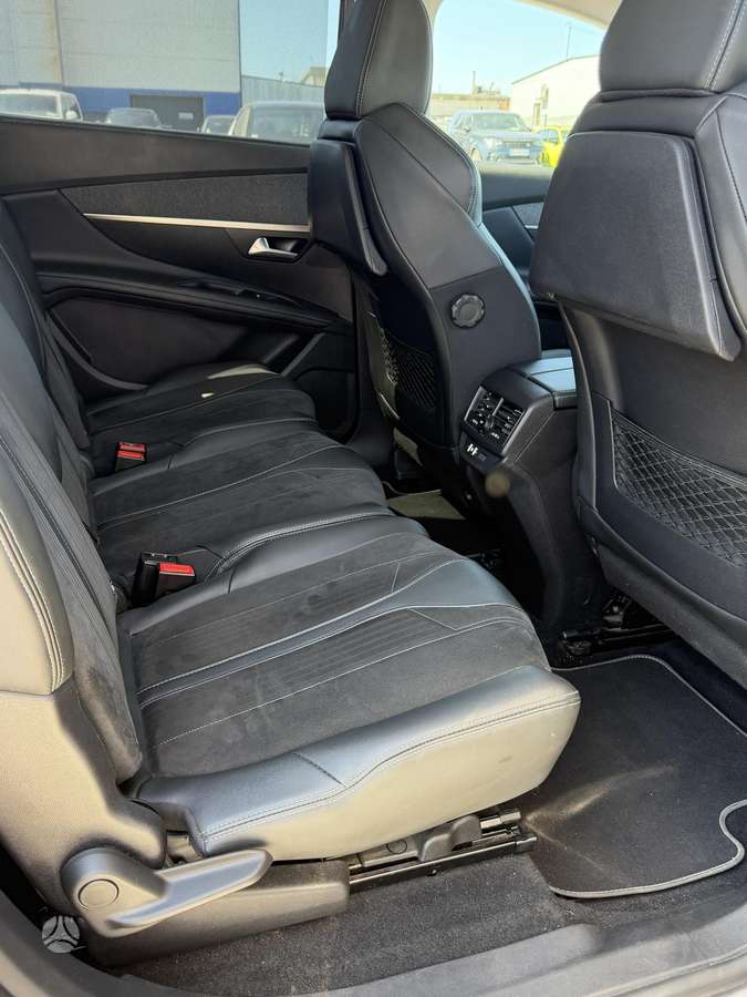Peugeot 5008 - 10