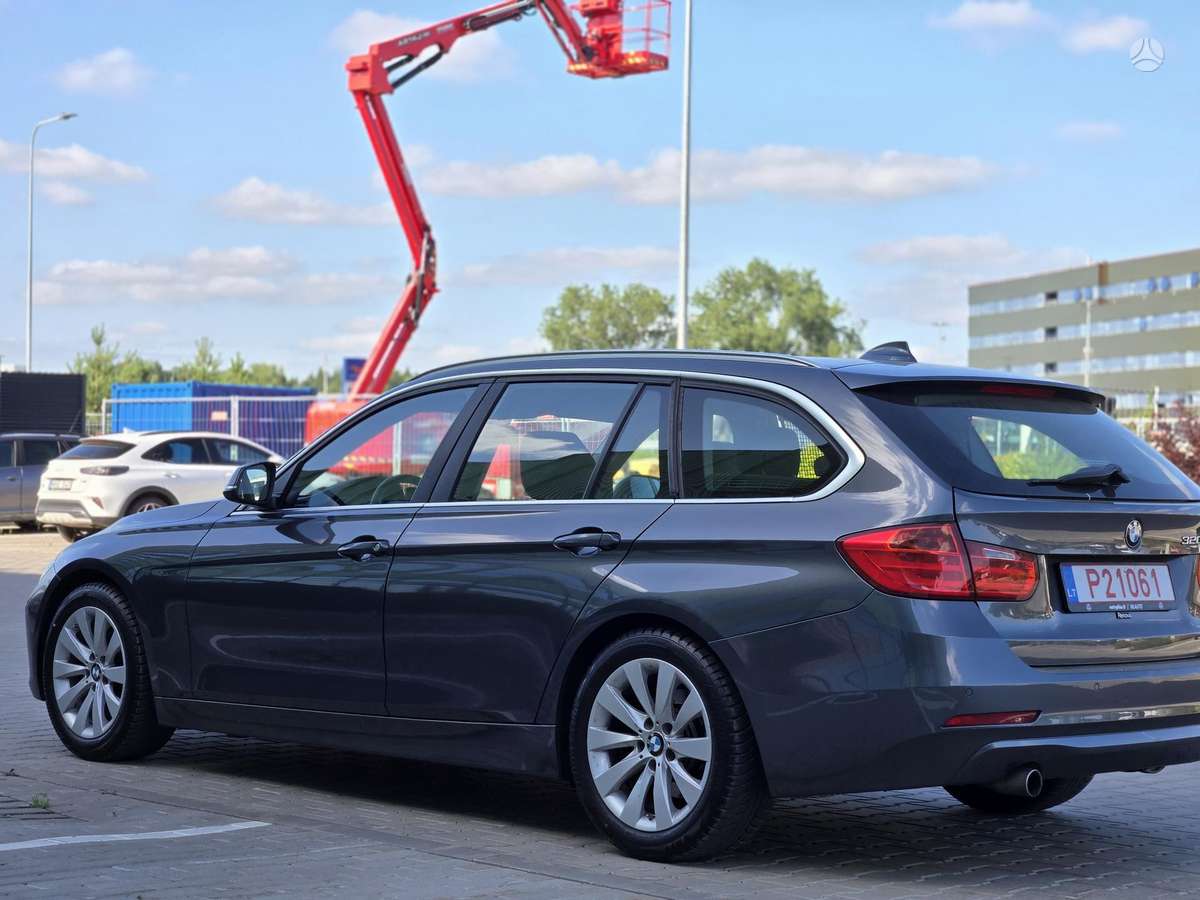 BMW 320, 2.0 l., wagon