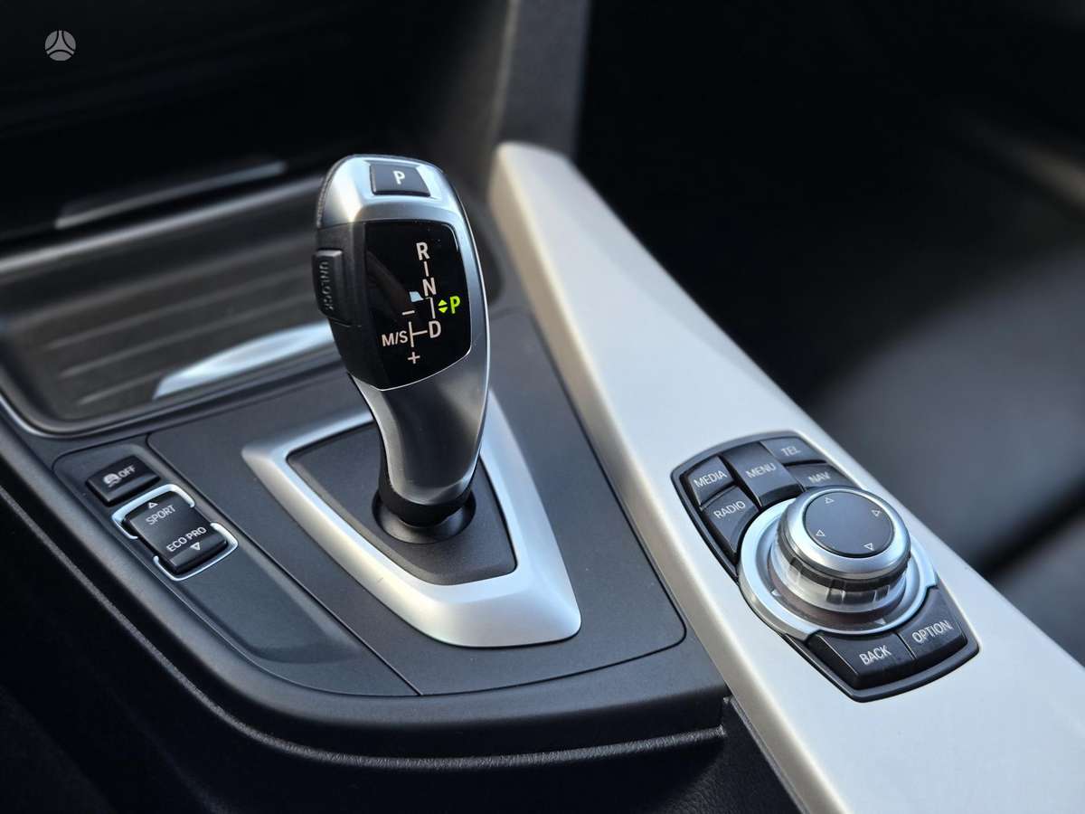 BMW 320, 2.0 l., universalas