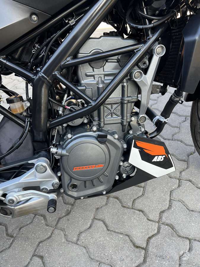 KTM Duke 125cc, street / classic