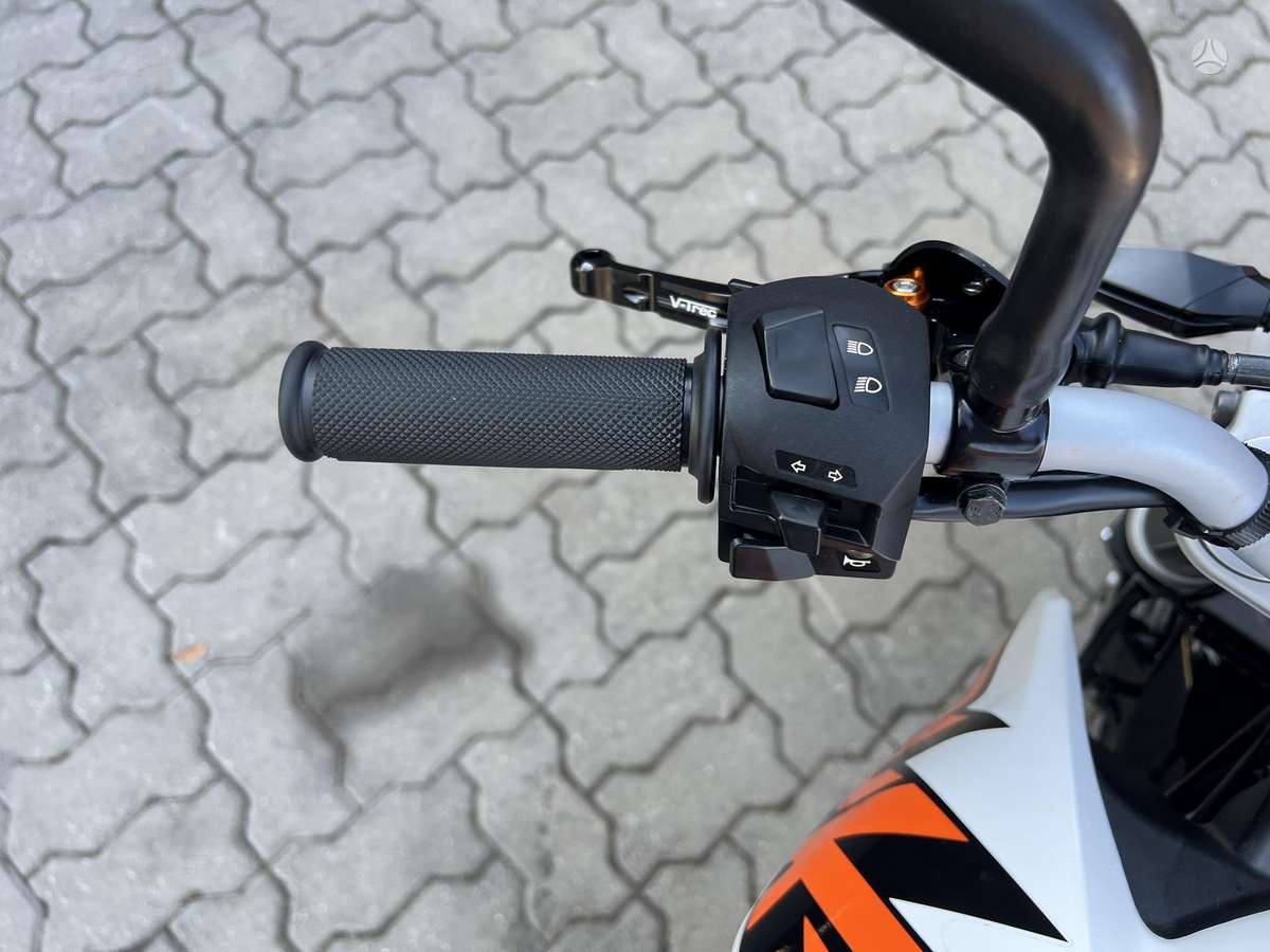 KTM Duke 125cc, street / classic