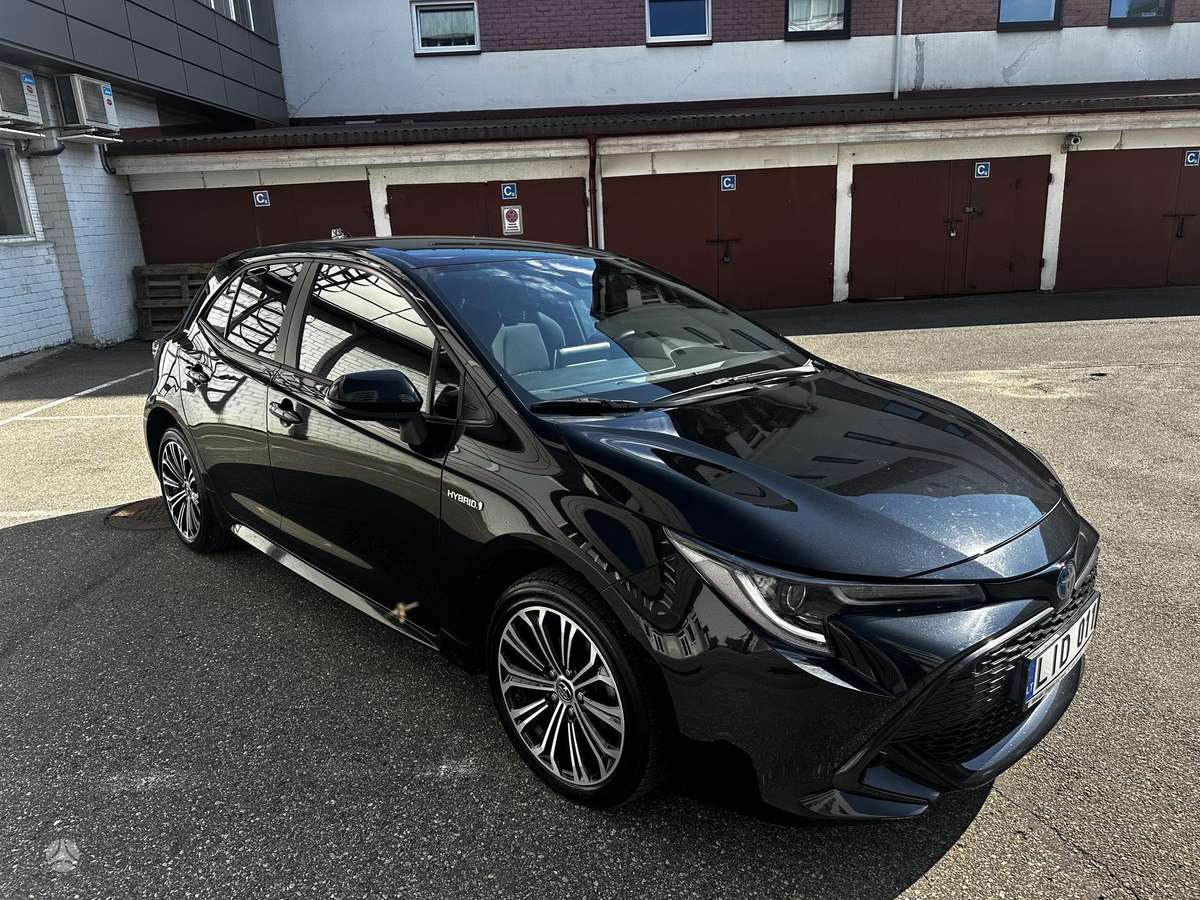 Toyota Corolla - 1