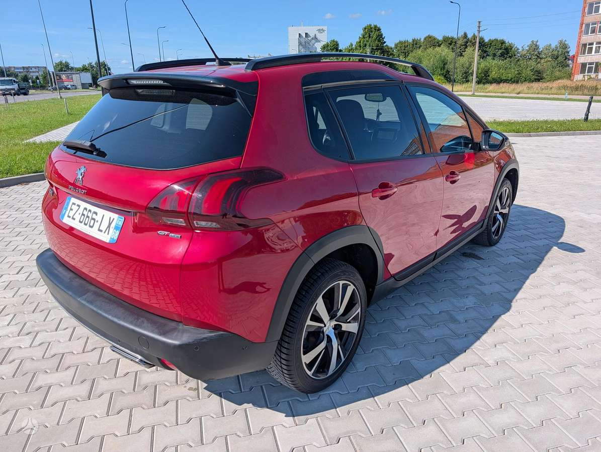 Peugeot 2008, 1.2 l., hatchback