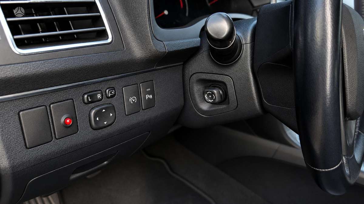 Toyota Avensis, 2.2 l., Седан