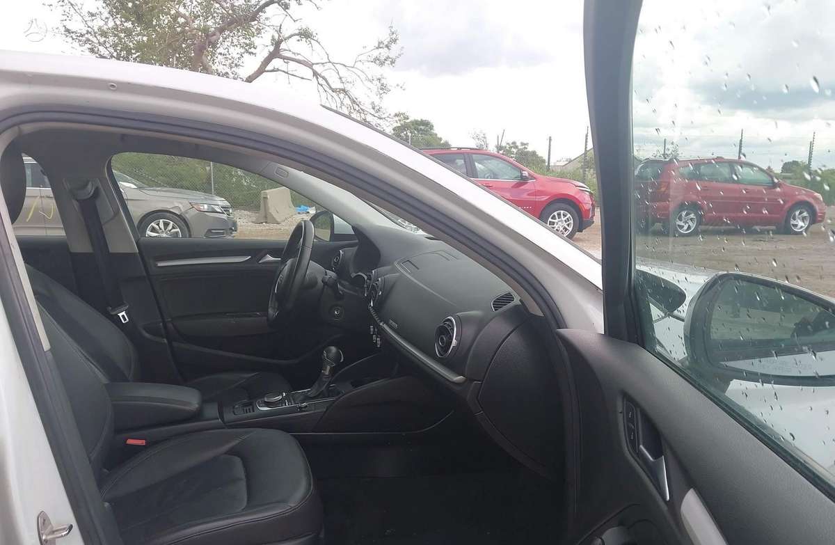 Audi A3, 2.0 l., sedanas