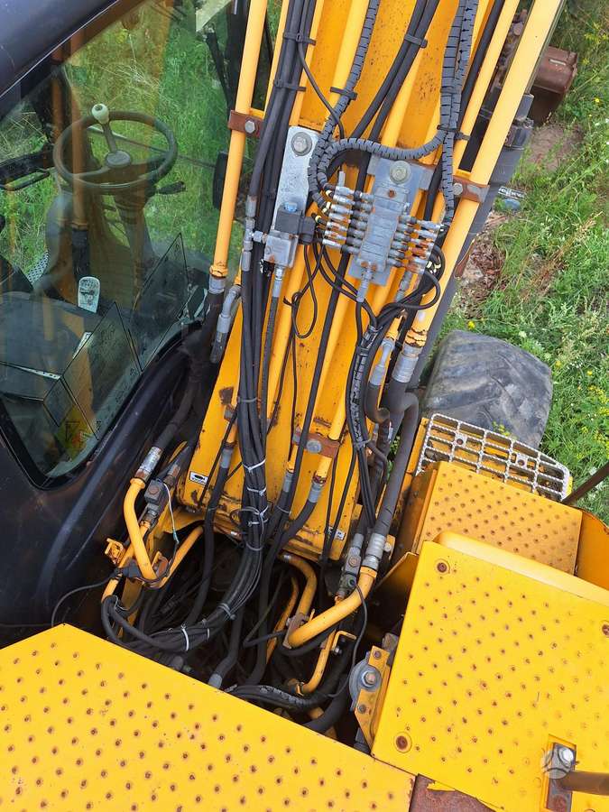 JCB JS145W, ekskavatoriai