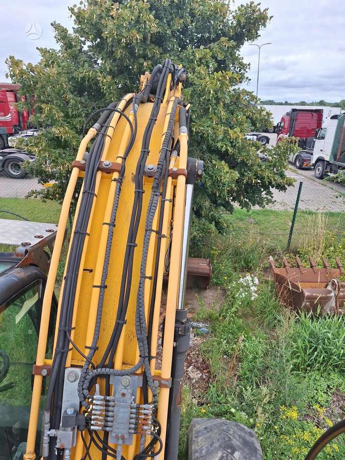 JCB JS145W, ekskavatoriai