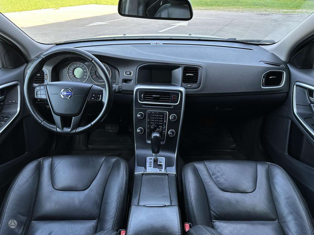 Volvo V60, 2.0 l., universalas