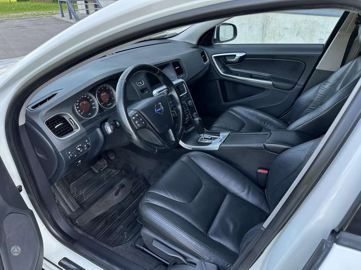 Volvo V60, 2.0 l., wagon