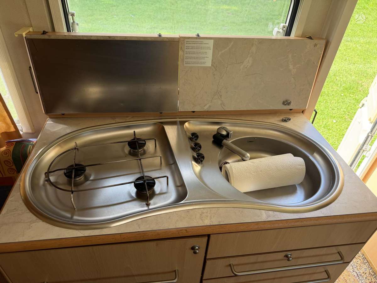 Chateau Caratt 390, caravans