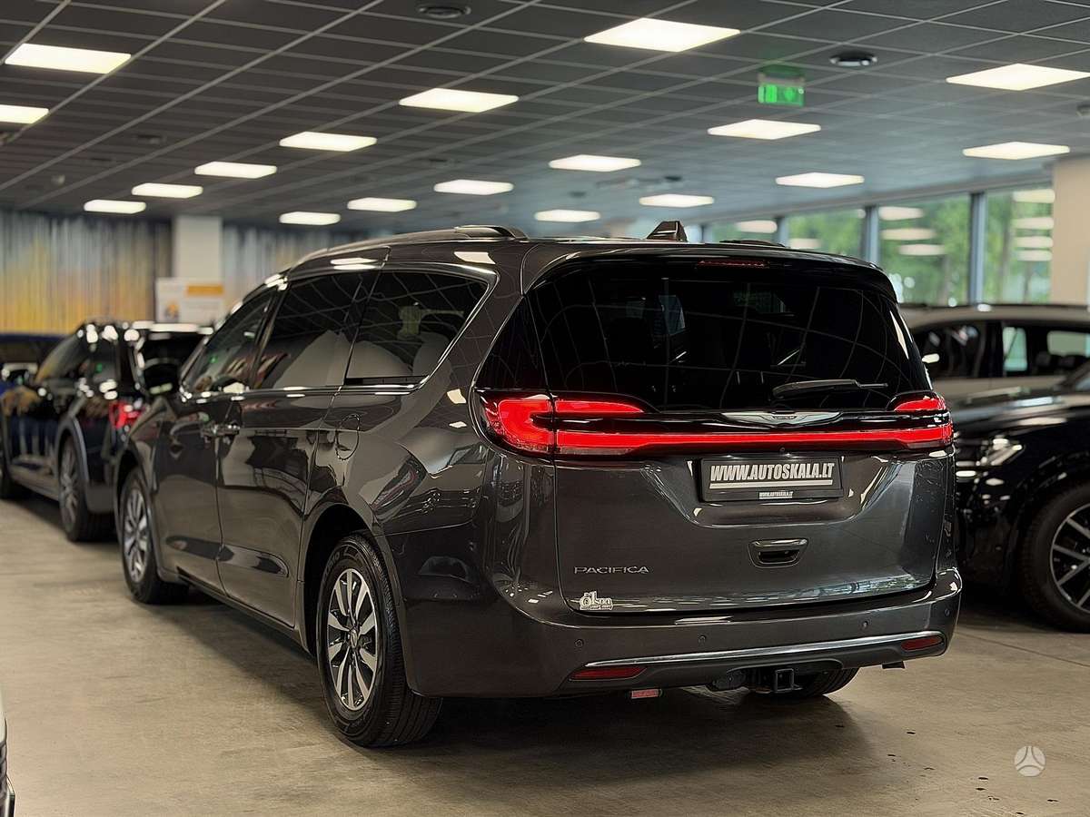 Chrysler Pacifica, 3.6 l., Минивэн