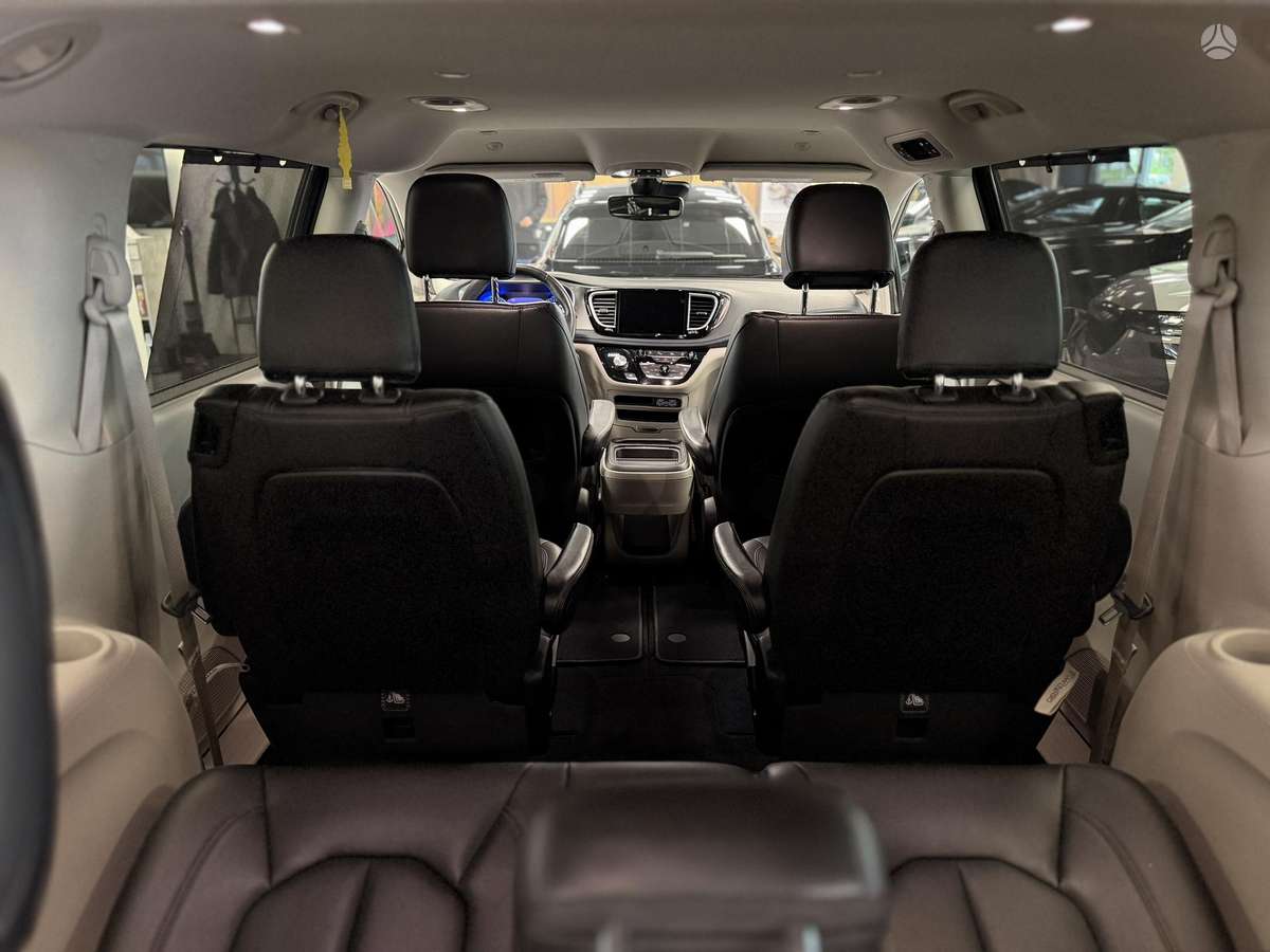 Chrysler Pacifica, 3.6 l., Минивэн