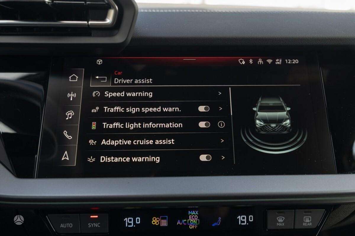 Audi A3, 1.5 l., hatchback