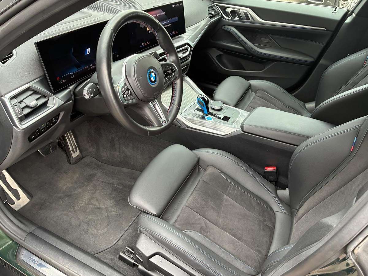 BMW i4, 80 kWh, coupe