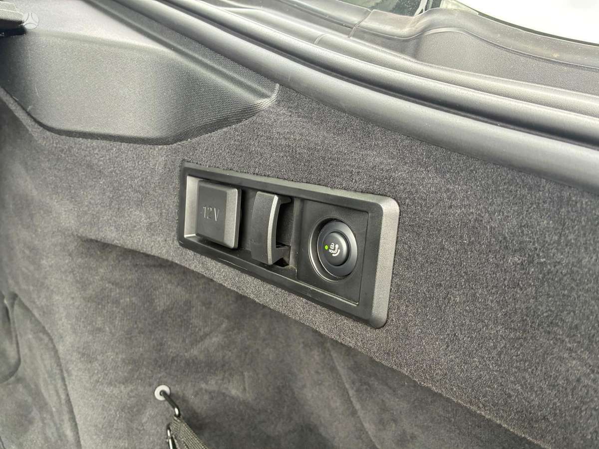 BMW i4, 80 kWh, coupe