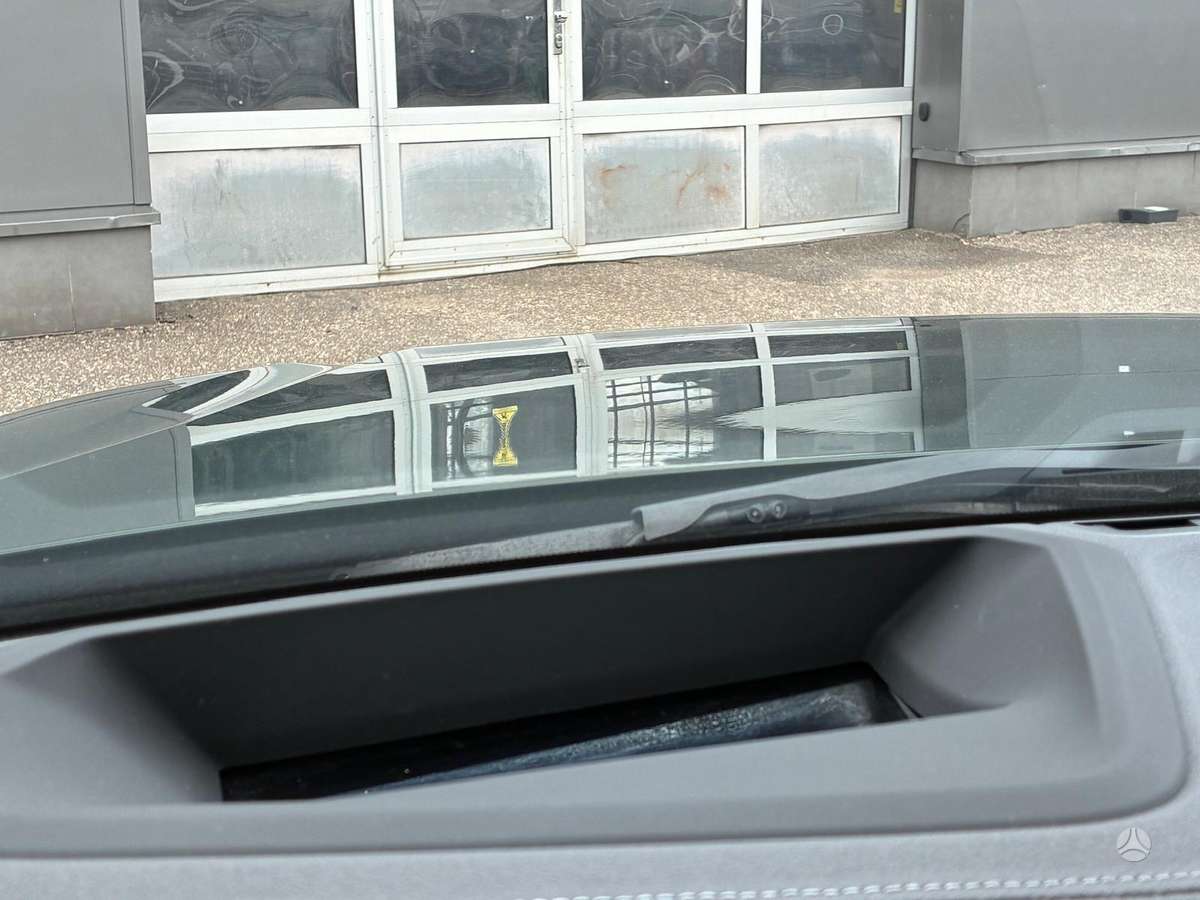 BMW i4, 80 kWh, coupe