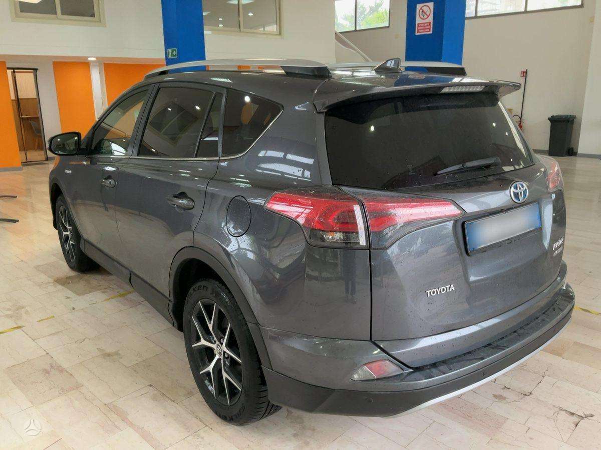 Toyota RAV4 - 2