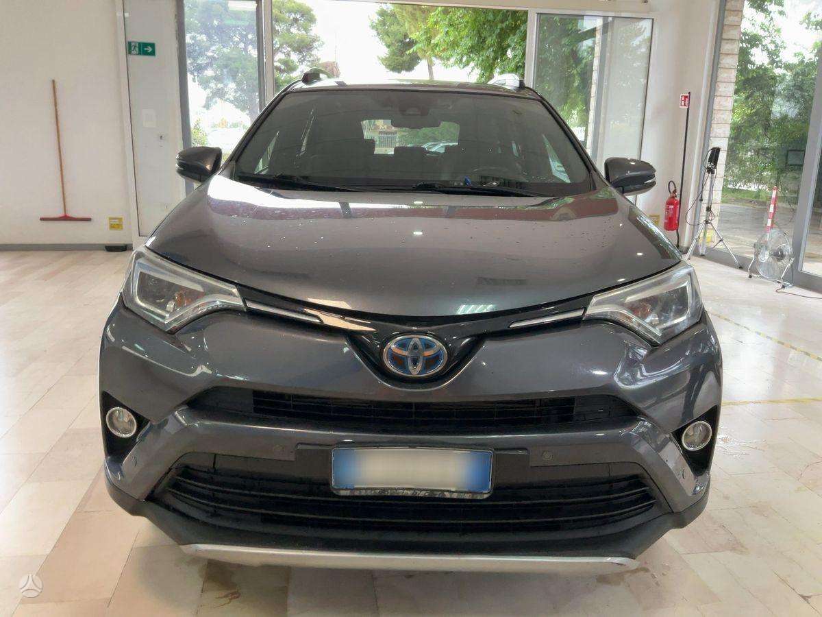 Toyota RAV4 - 3