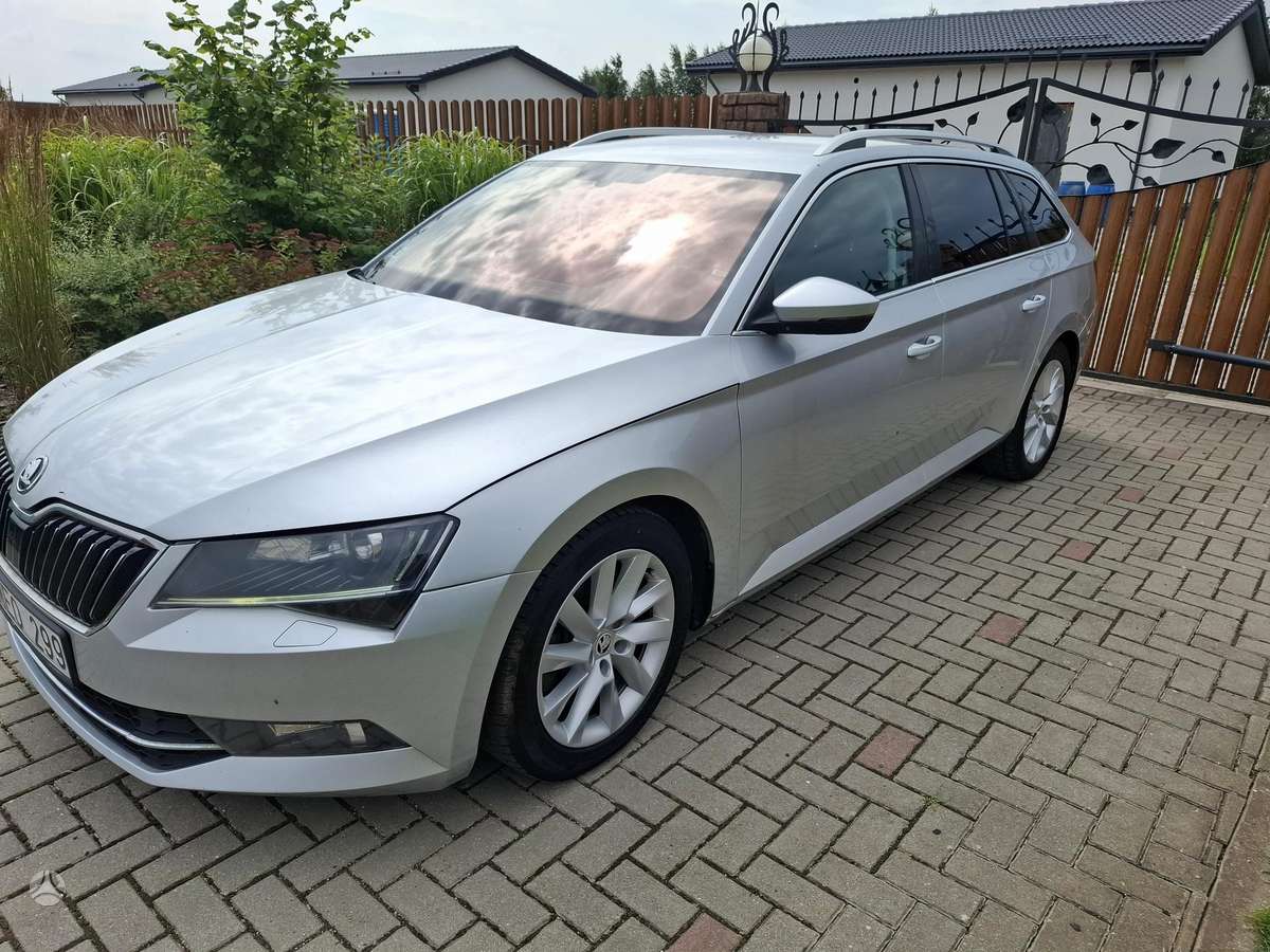 Skoda Superb, 2.0 l., wagon