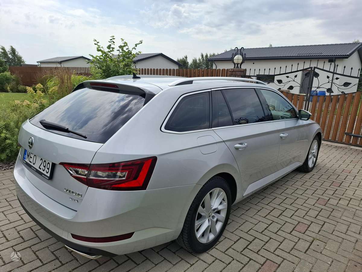 Škoda Superb - 7