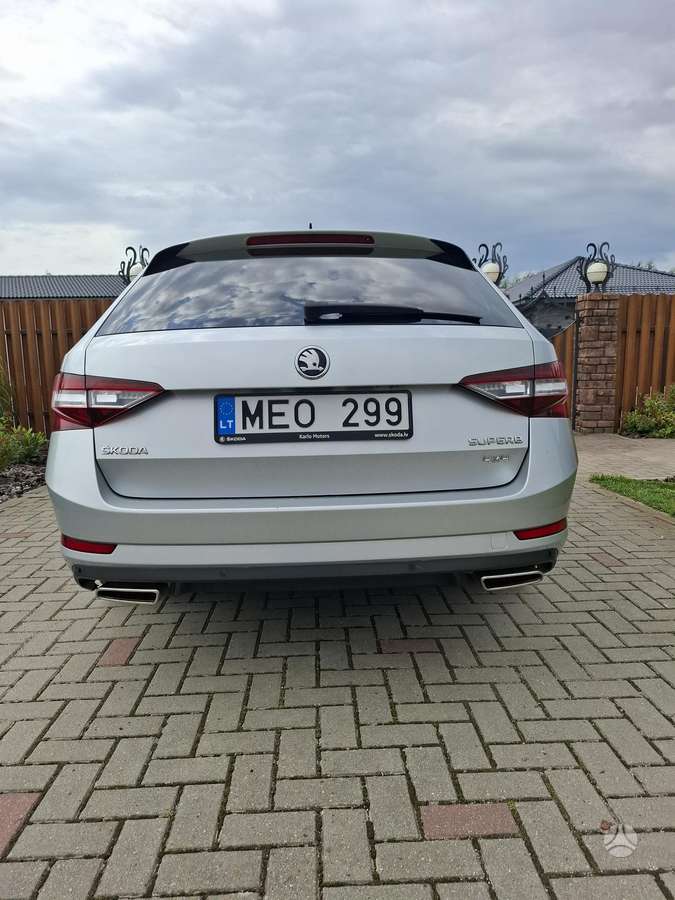 Škoda Superb - 9