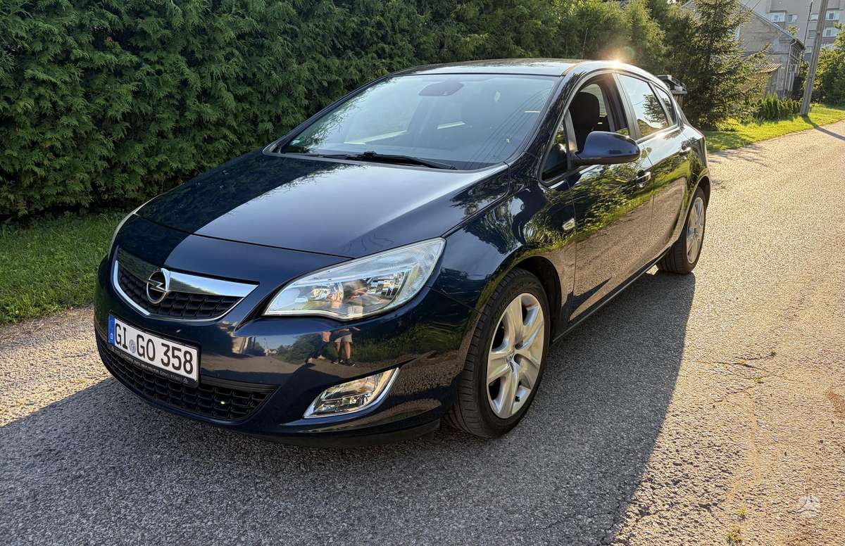 Opel Astra, 1.3 l., hatchback