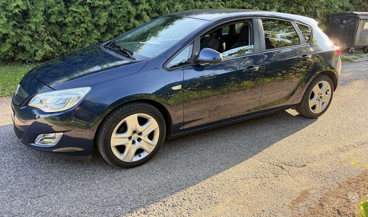 Opel Astra, 1.3 l., hečbekas