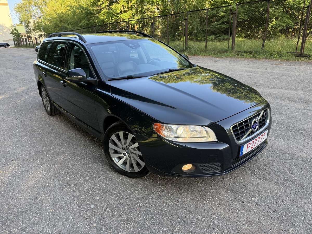 Volvo V70, 2.0 l., Универсал