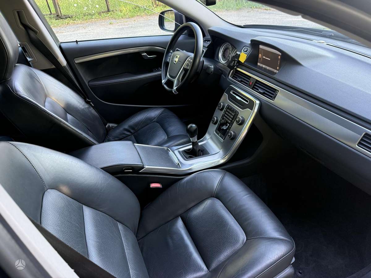 Volvo V70, 2.0 l., Универсал