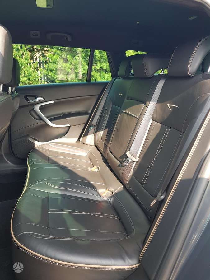 Opel Insignia, 2.0 l., Универсал