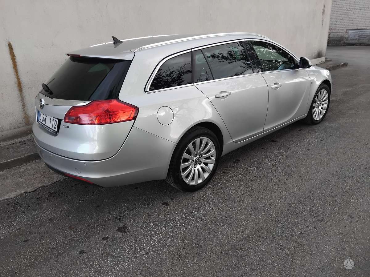Opel Insignia, 2.0 l., Универсал