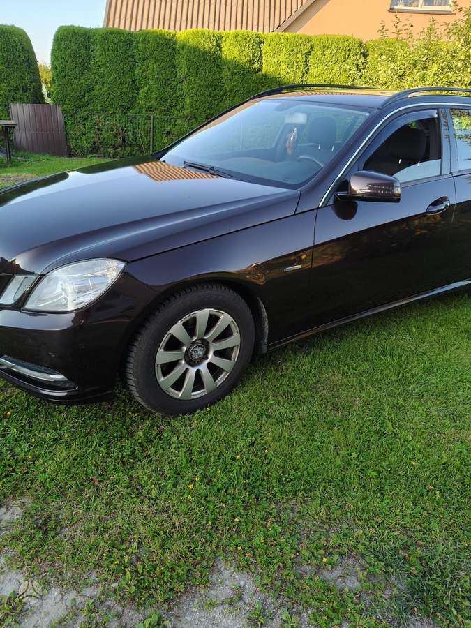 Mercedes-Benz E250, 2.1 l., Универсал
