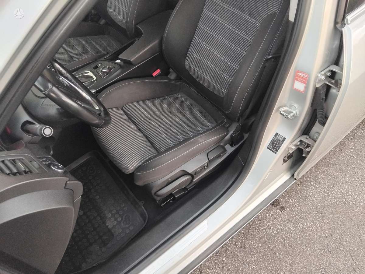 Opel Insignia, 2.0 l., Универсал
