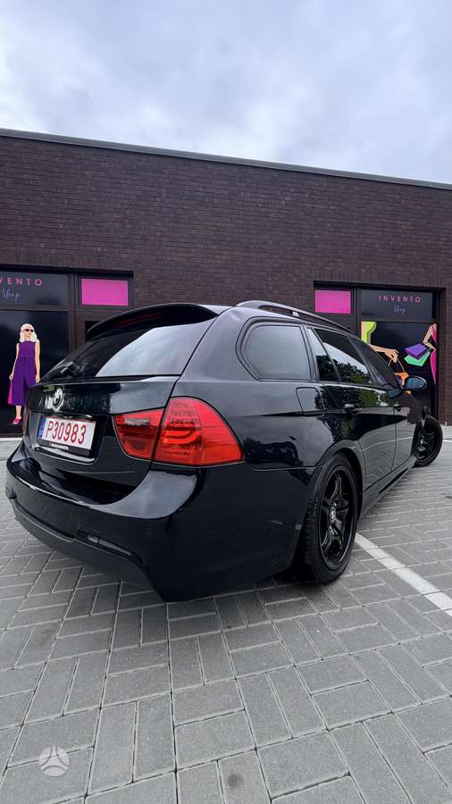 BMW 320, 2.0 l., wagon
