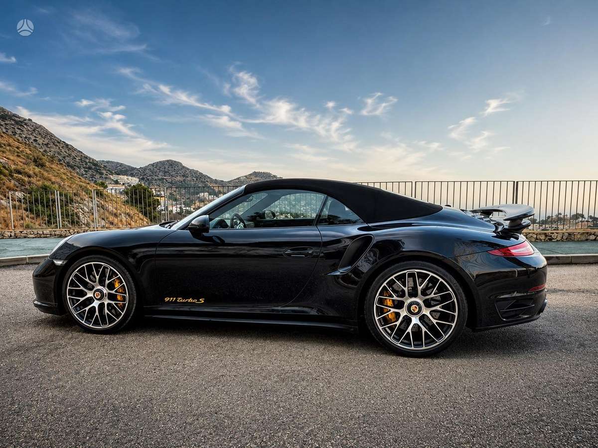 Porsche 911 - 9