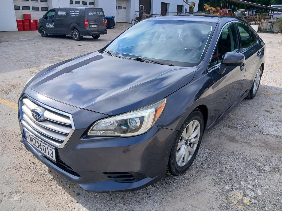 Subaru Legacy - 1