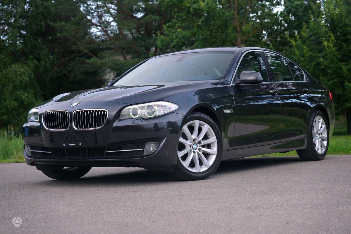 BMW 520, 2.0 l., Седан