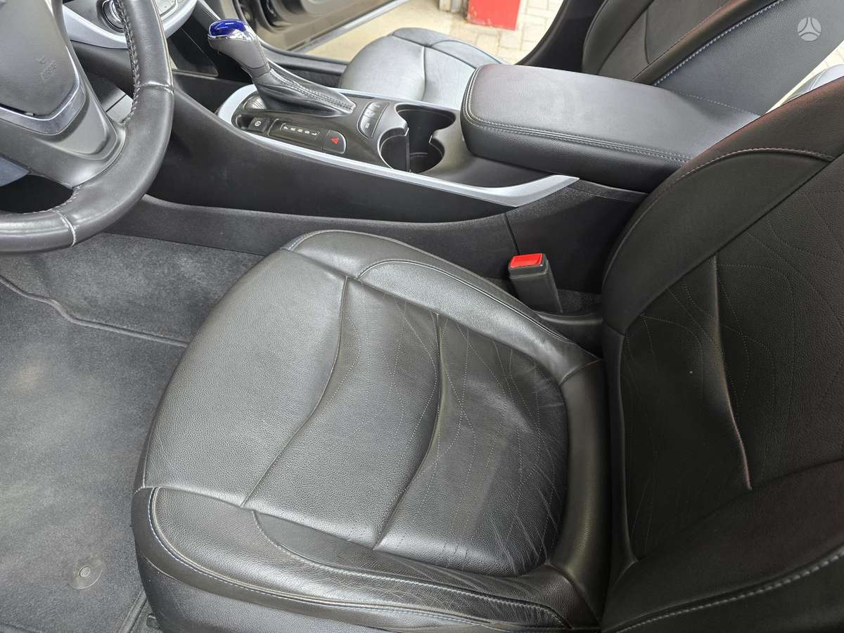 Chevrolet Volt, 1.5 l., hatchback