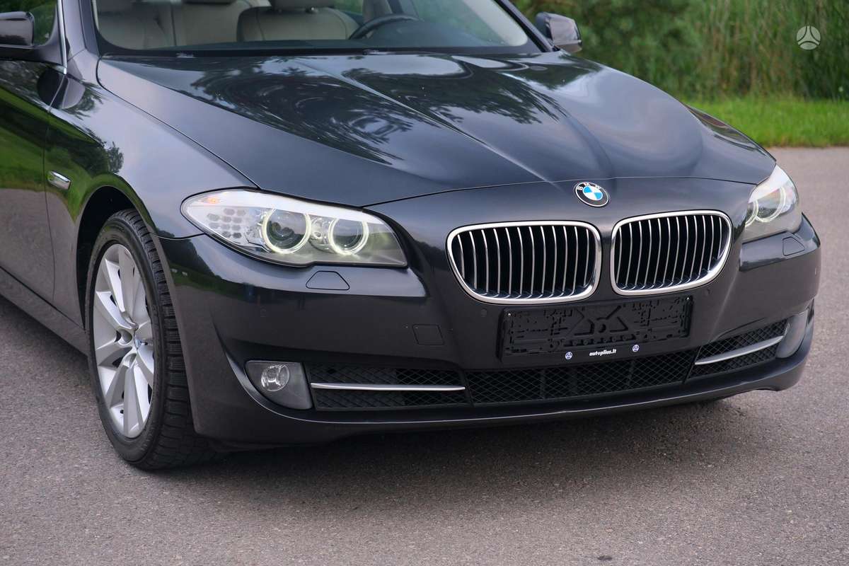 BMW 520, 2.0 l., Седан