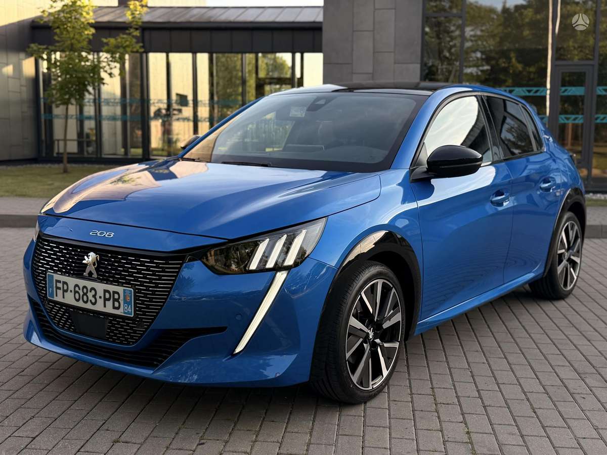 Peugeot 208 - 1