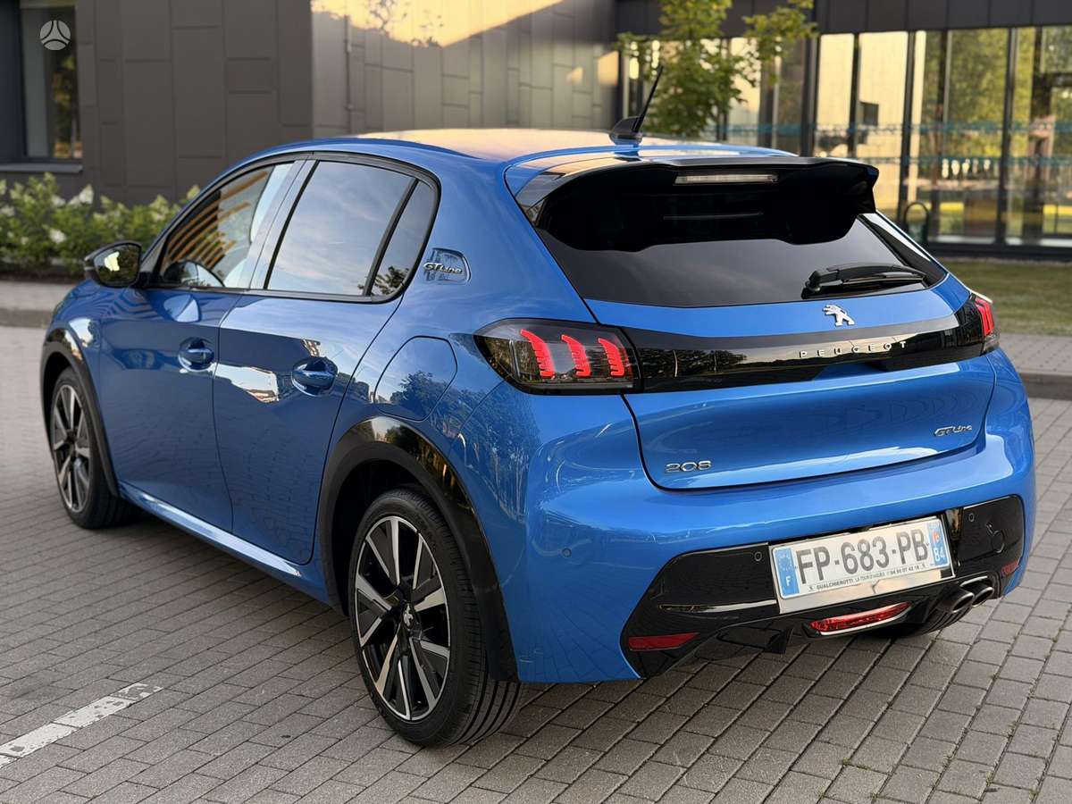 Peugeot 208 - 3
