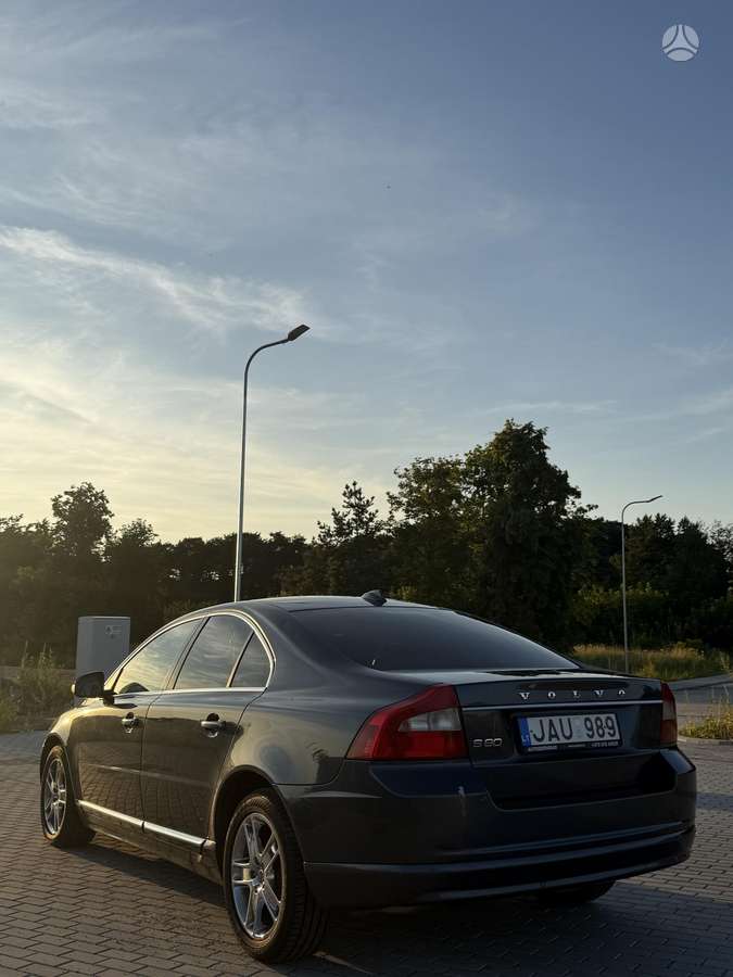 Volvo S80, 2.0 l., Седан