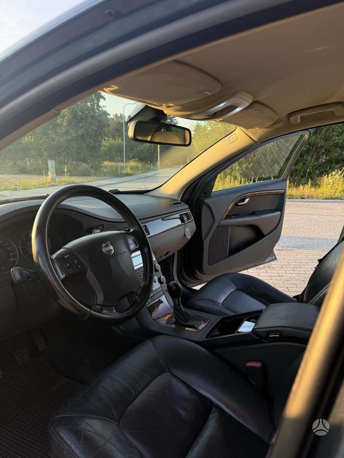 Volvo S80, 2.0 l., Седан